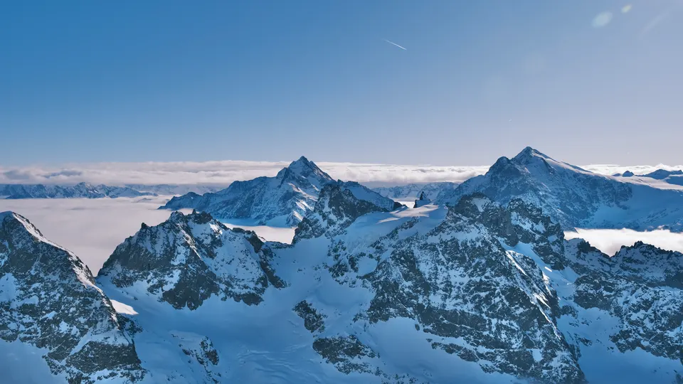 Station Stand, Engelberg — Classic Negative